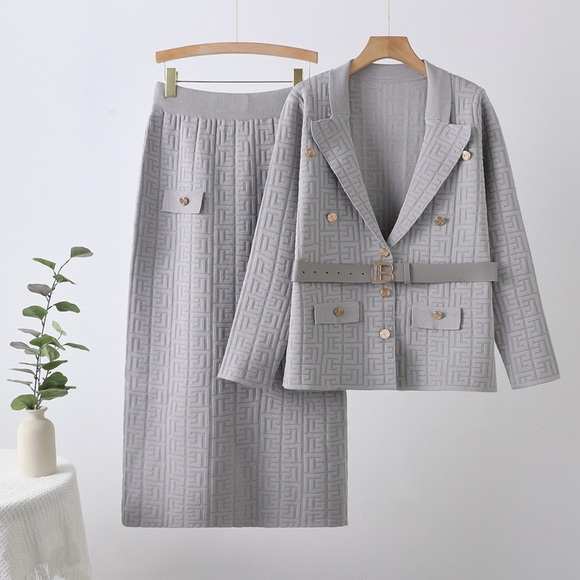 Dresses & Skirts - Elegant Gray Women's Skirt Set